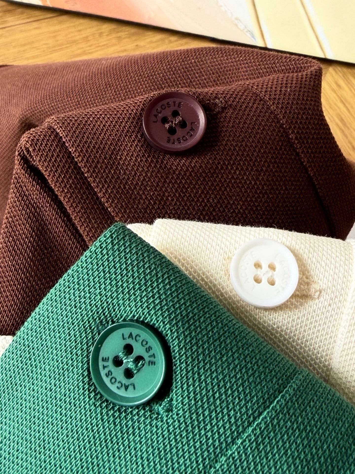 Polo Masculina Classic Fit com Gola Listrada – Made in France